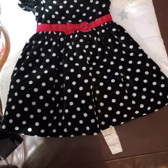 Dress - Picture 4 of 4